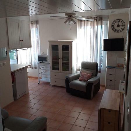 Albasud - Appartement Meuble Avec Terrasse - Salses Le Chateau 66 Kültér fotó